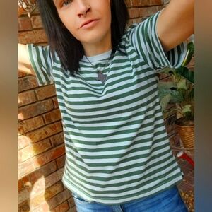 Worn 1x Free People" (not too) Boxy Crop Tee" XS/SEuc++++ Baby Blue/Green